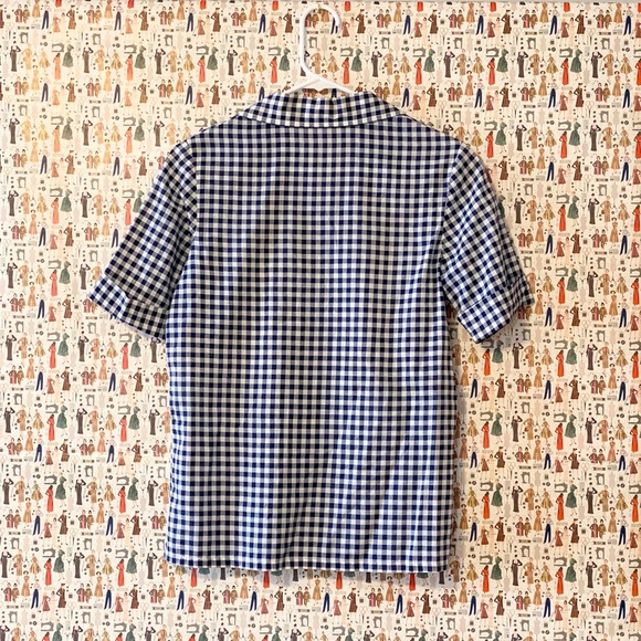 Vtg 70s button-down shirt 🖤 - Picture 3 of 5